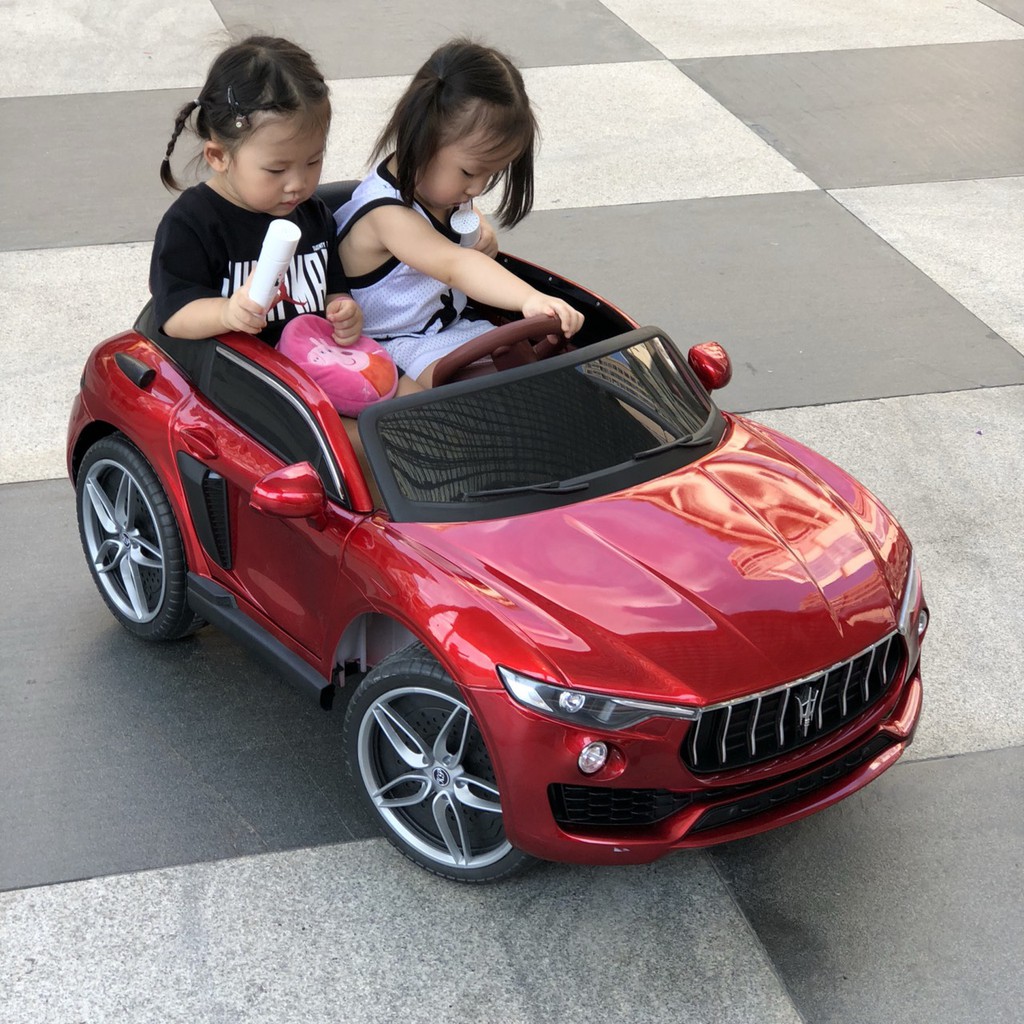 Kupai 2021 là một trong những mẫu xe ô tô điện trẻ em 2 chỗ ngồi được ưa chuộng.