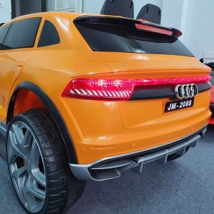 Hình ảnh thực tế xe ô tô điện trẻ em Audi JM 2088 tại Baby Auto