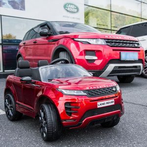 Xe ô tô điện trẻ em Land Rover DK-RRE99 là phiên bản thu nhỏ của mẫu xe Range Rover Evoque rất sang chảnh
