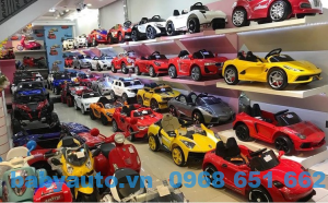 Xe ô tô điện trẻ em