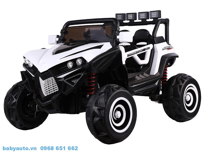 XJL 588 là mẫu xe ô tô điện trẻ em 2 chỗ ngồi giá rẻ